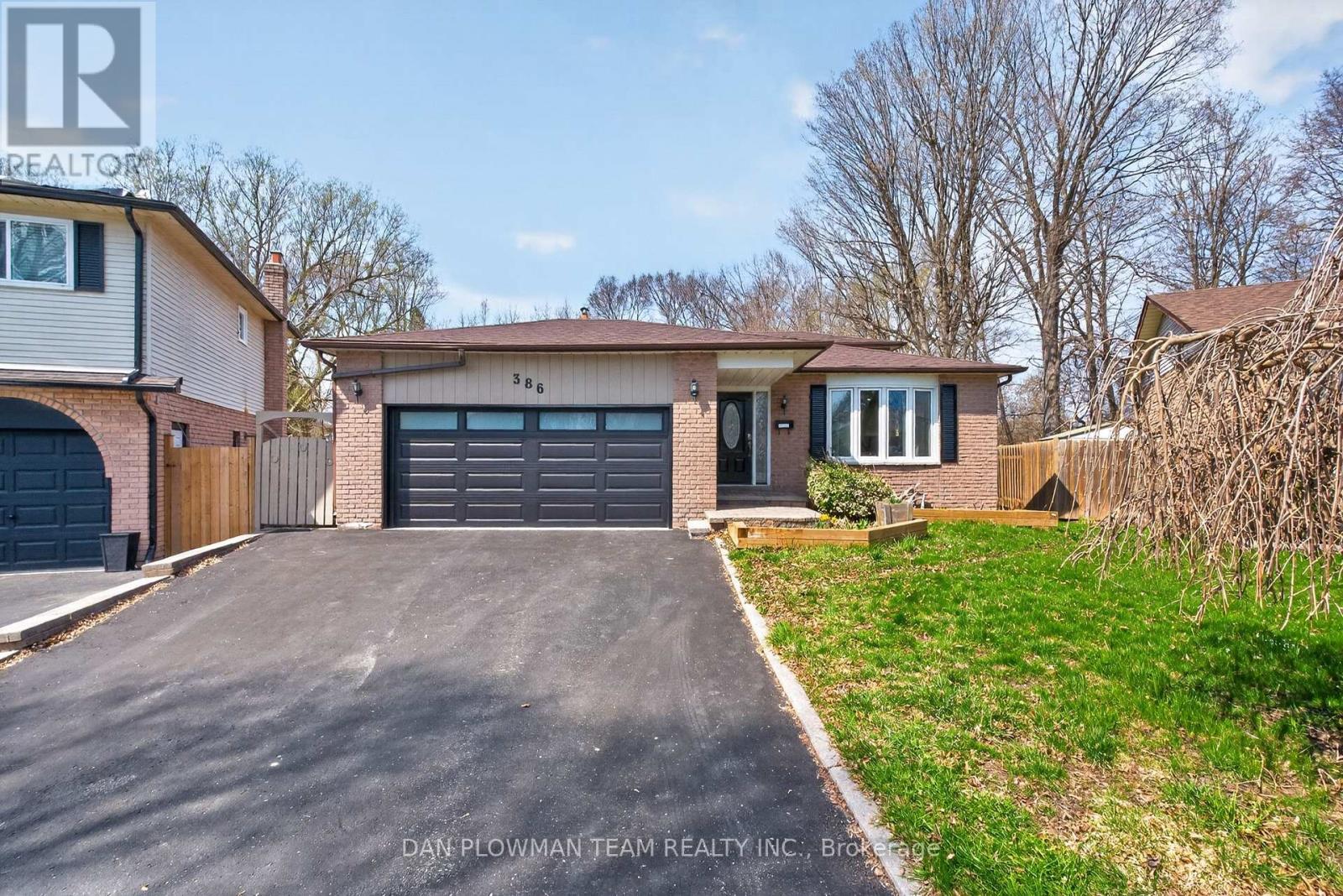 Detached at 386 GRANGE COURT, Oshawa (Eastdale)