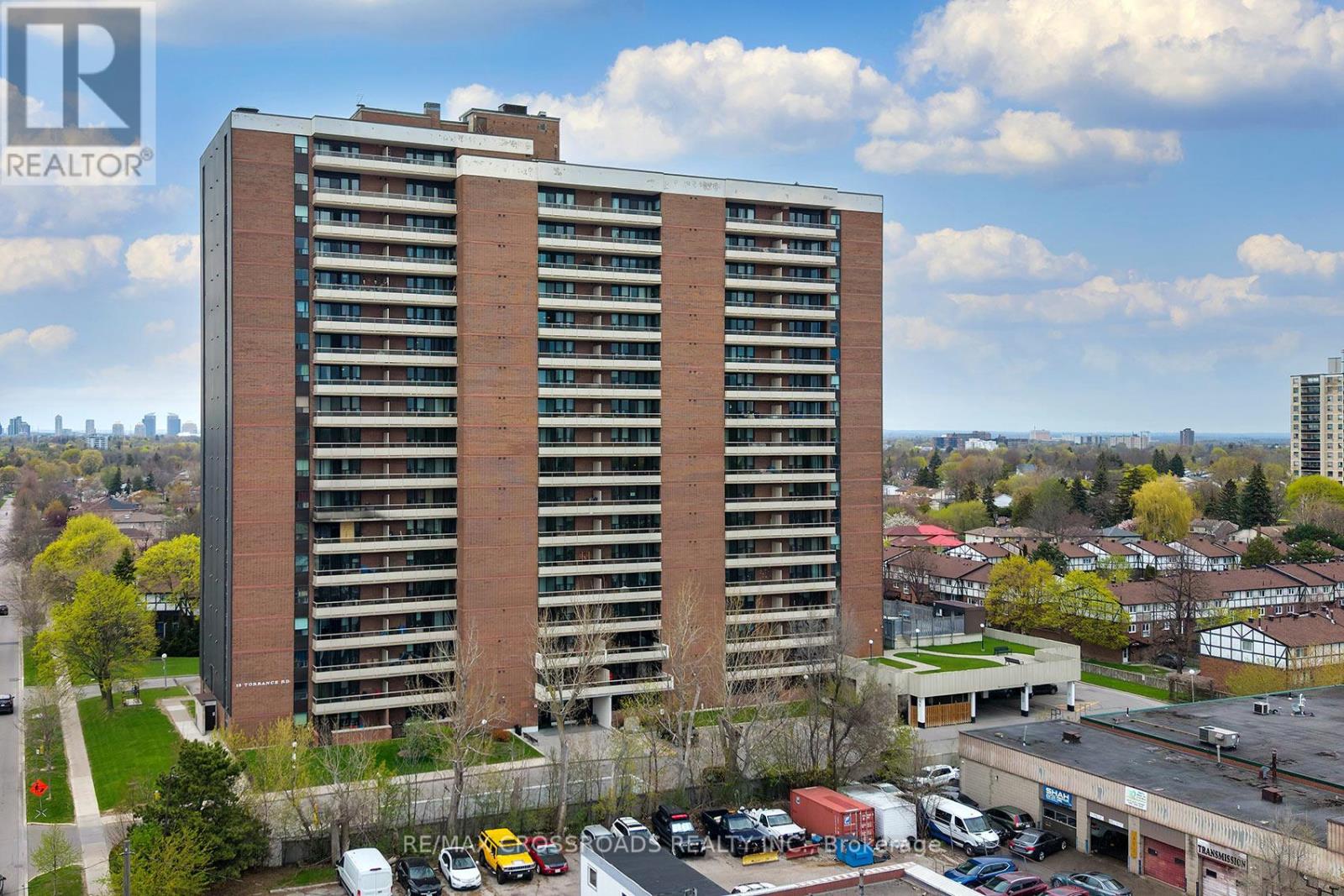 Apartment at 211 - 15 TORRANCE ROAD, Toronto (Eglinton East)
