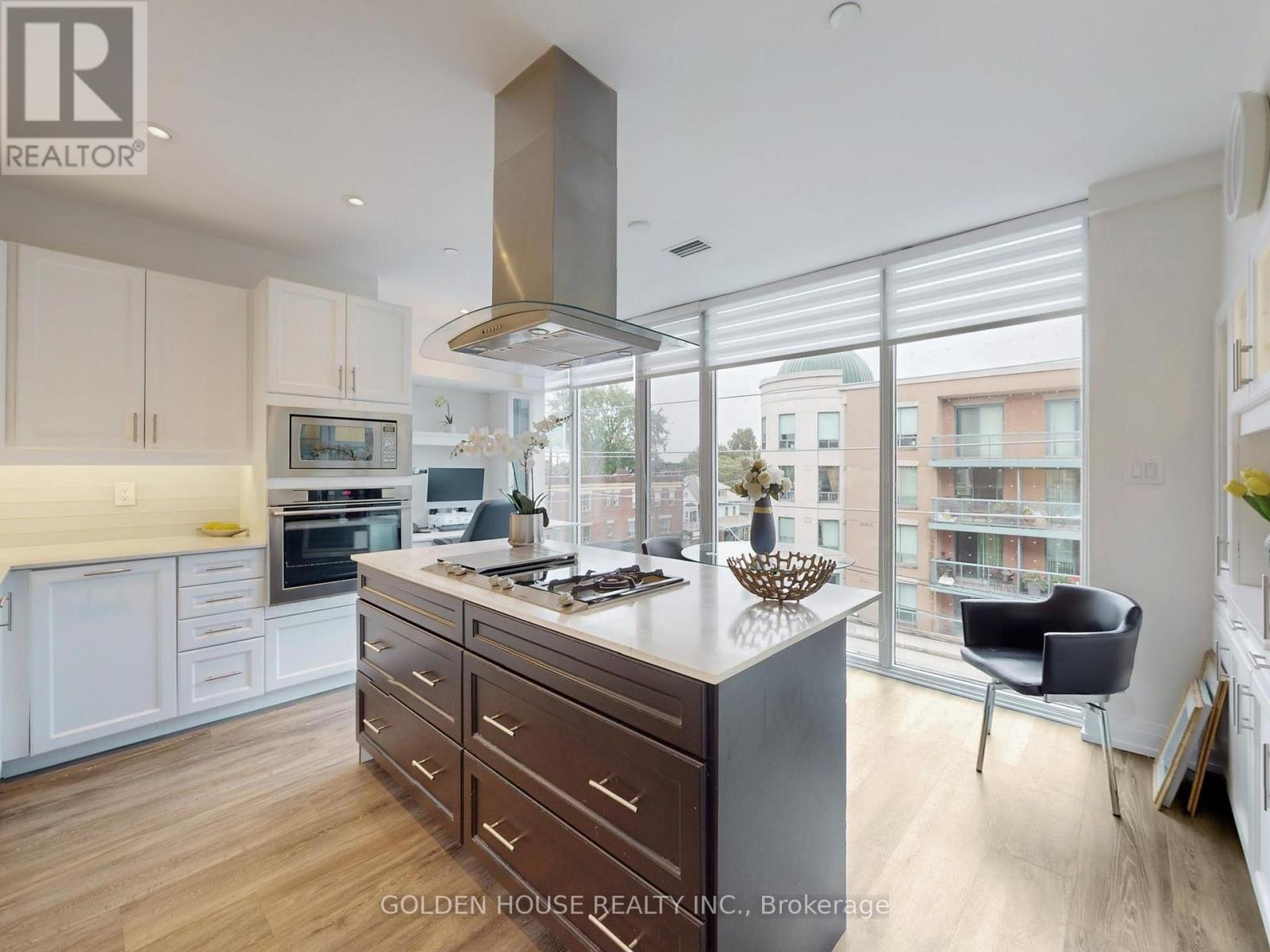 Apartment at 403 - 200 WOODBINE AVENUE, Toronto (The Beaches)