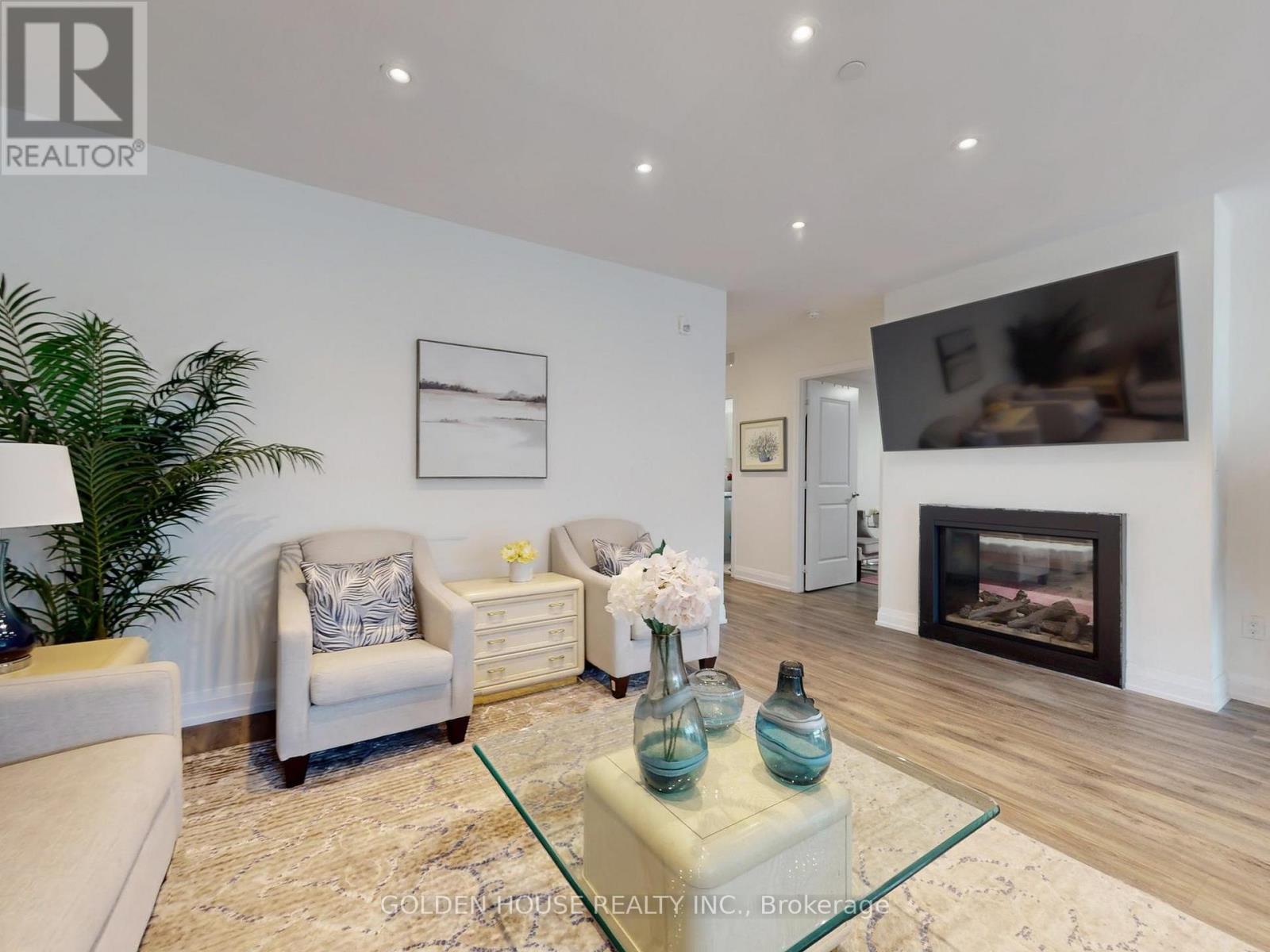 Apartment at 403 - 200 WOODBINE AVENUE, Toronto