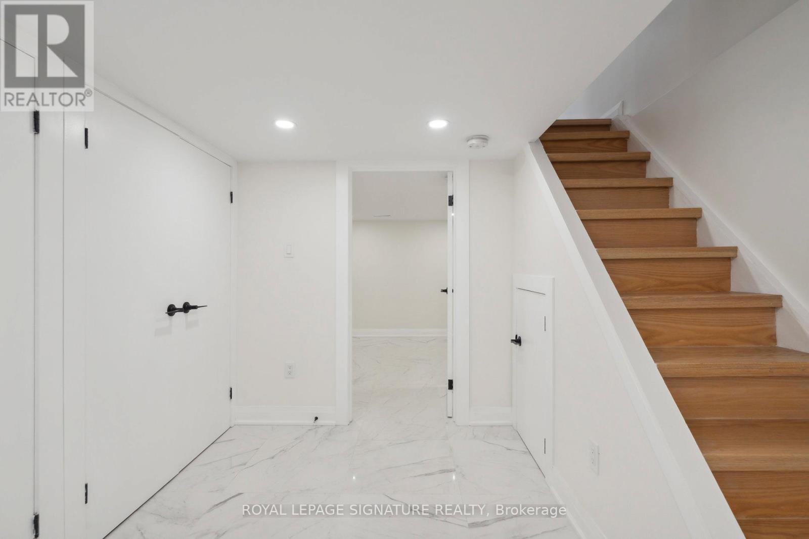 Semi-Detached/Link at LOWER - 36 TENNIS CRESCENT, Toronto (North Riverdale)