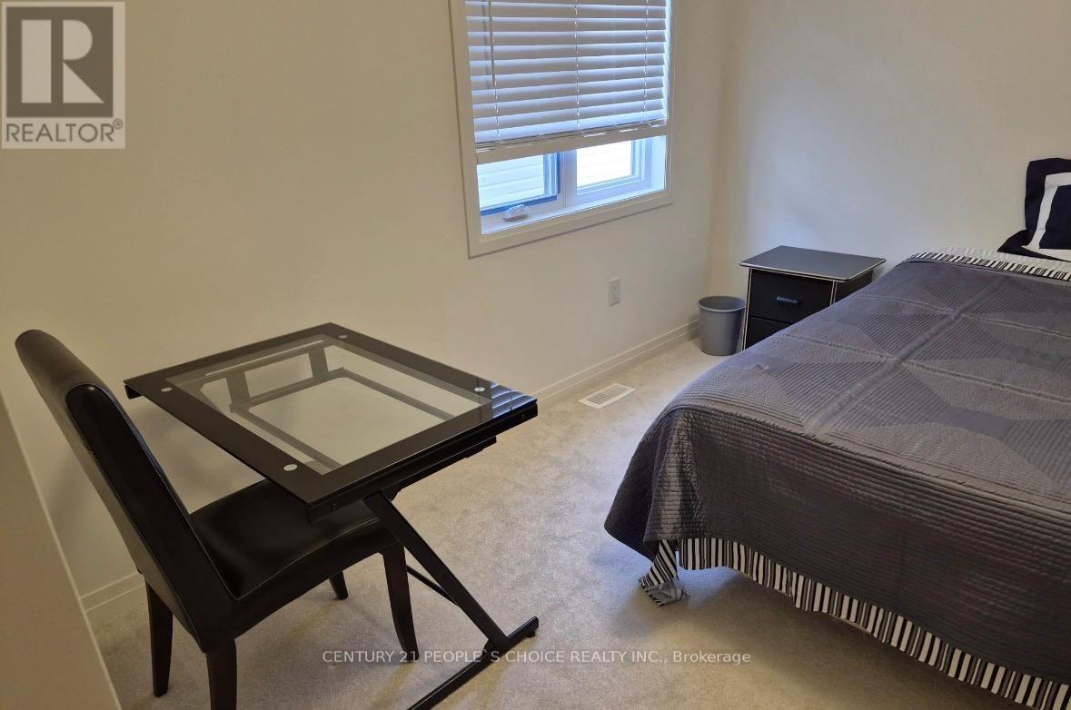 Townhouse at ROOM - 124 SAILORS LANDING, Clarington (Bowmanville)