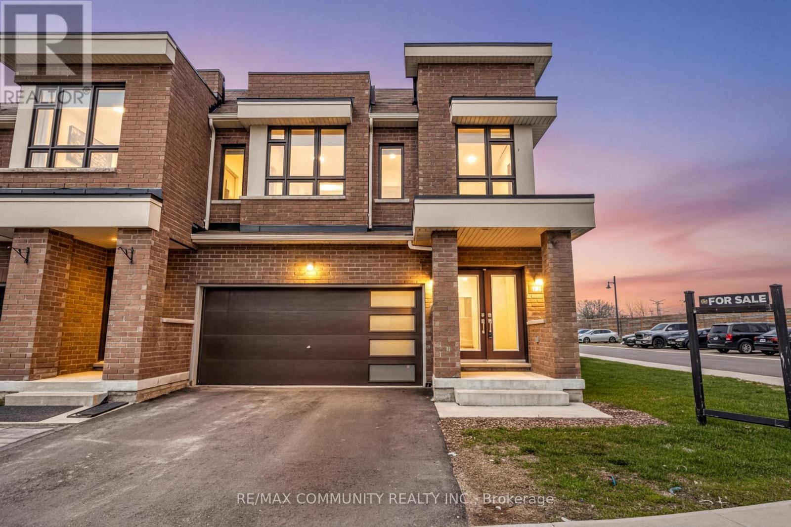 Townhouse at 101 SAILORS LANDING, Clarington (Bowmanville)