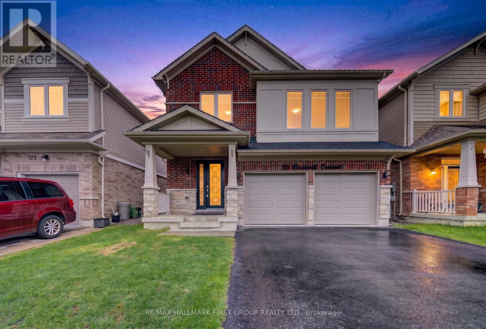 Detached at 121 BLACKWELL CRESCENT, Oshawa (Windfields)