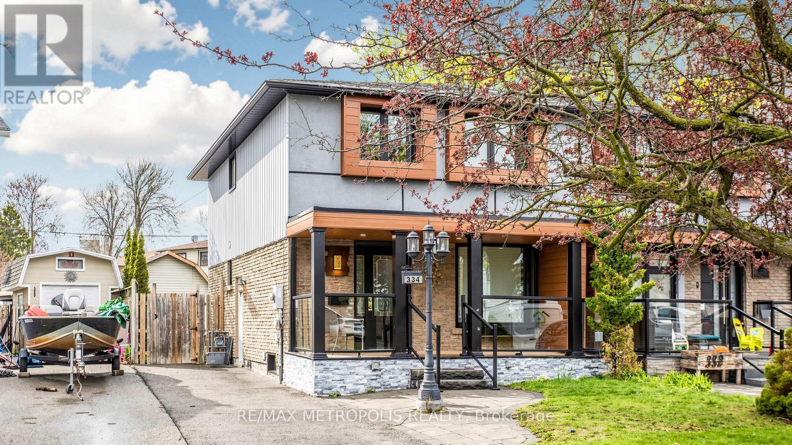 Semi-Detached/Link at 334 KILLARNEY COURT, Oshawa (Lakeview)