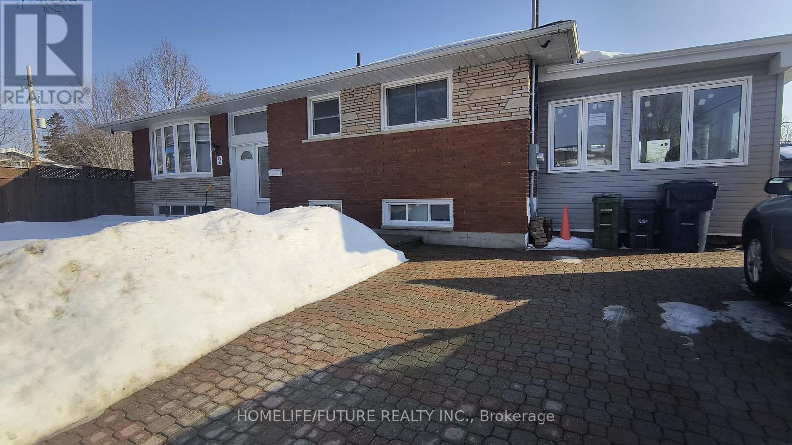 Detached at BSMT - 2 CORA CRESCENT, Toronto (Bendale)
