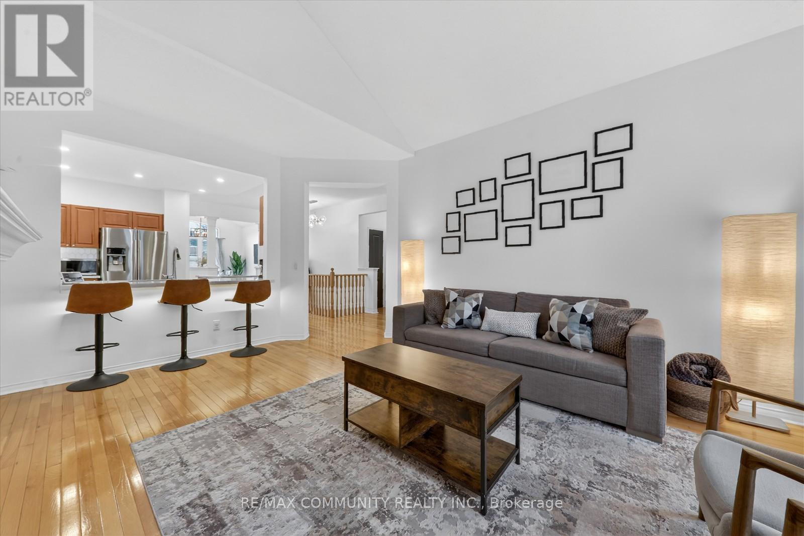 Detached at 25 LOUGHLIN HILL CRESCENT E, Ajax