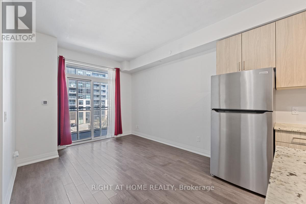 Apartment at 312 - 10 MEADOWGLEN PLACE, Toronto