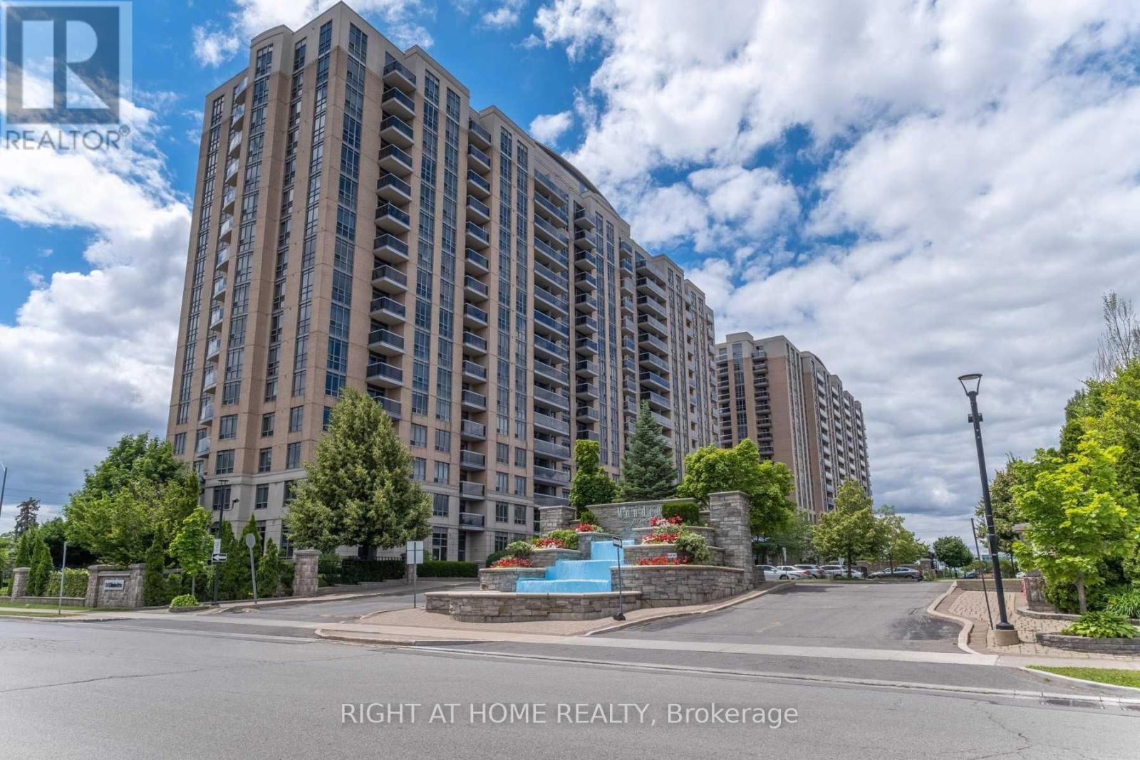 Apartment at 1512 - 8 MONDEO DRIVE, Toronto (Dorset Park)