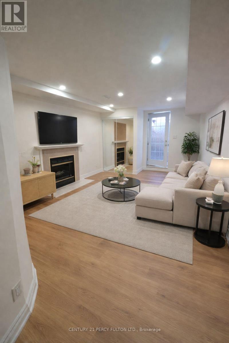 Detached at BSMT - 22 DEVERELL STREET, Whitby (Rolling Acres)