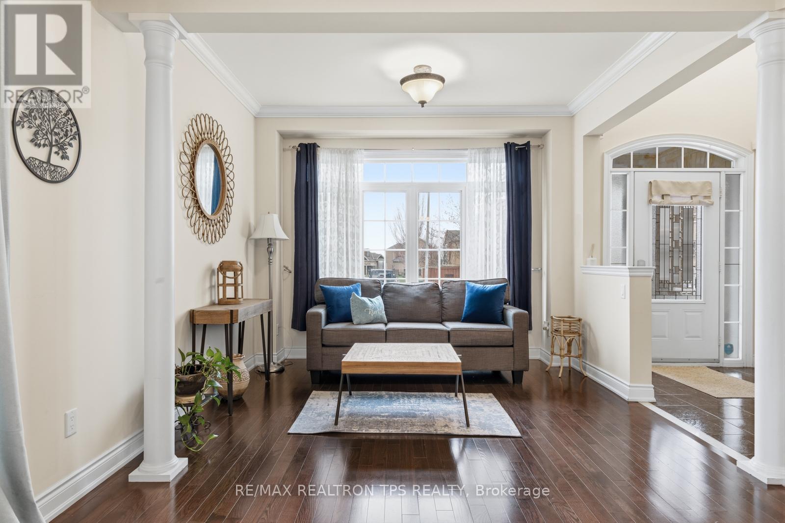 Detached at 555 KINGSFIELD LOOP, Oshawa