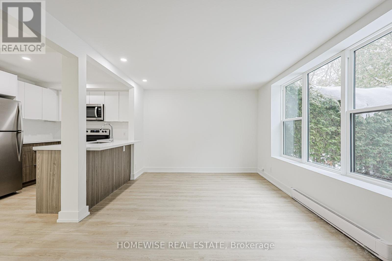 Townhouse at 11A - 100 LIBERTY STREET N, Clarington (Bowmanville)