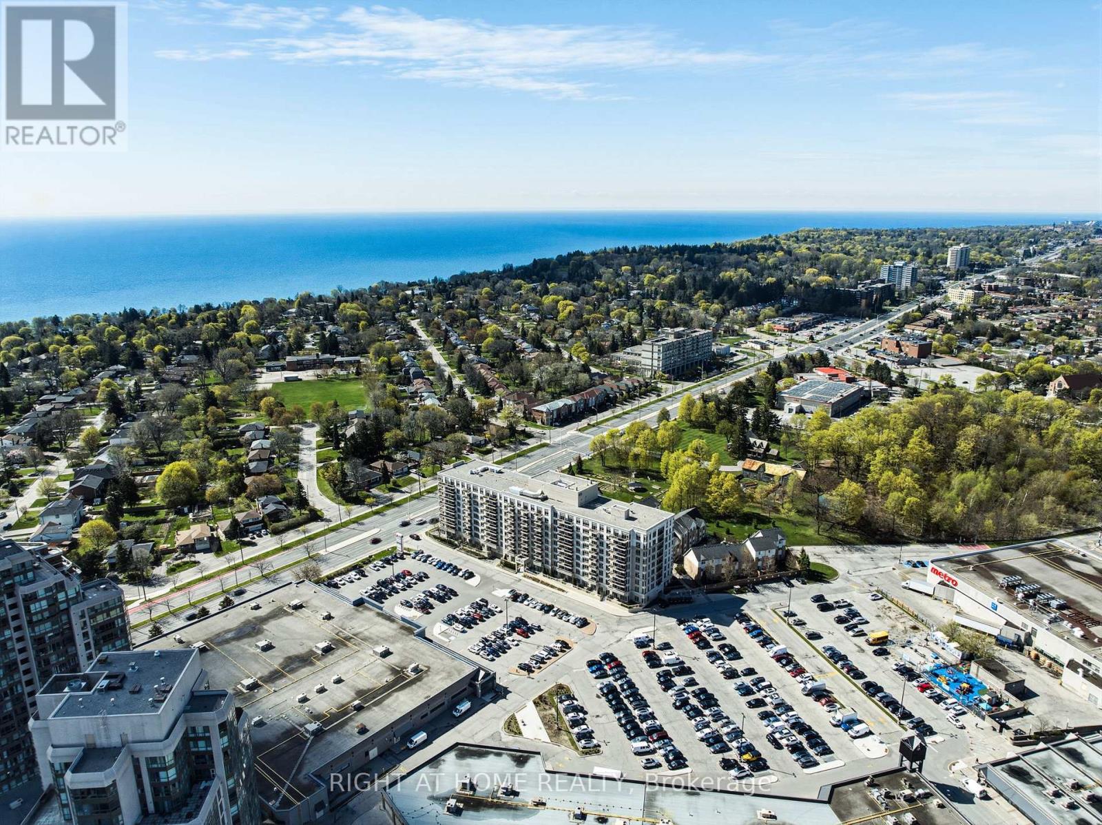 Apartment at PH01 - 3650 KINGSTON ROAD, Toronto (Scarborough Village)