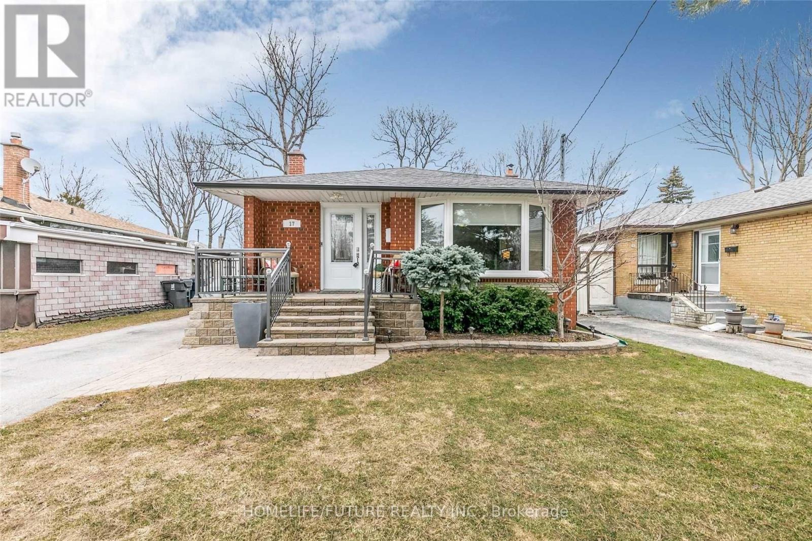 Detached at BSMT - 17 GANDER DRIVE, Toronto (Woburn)