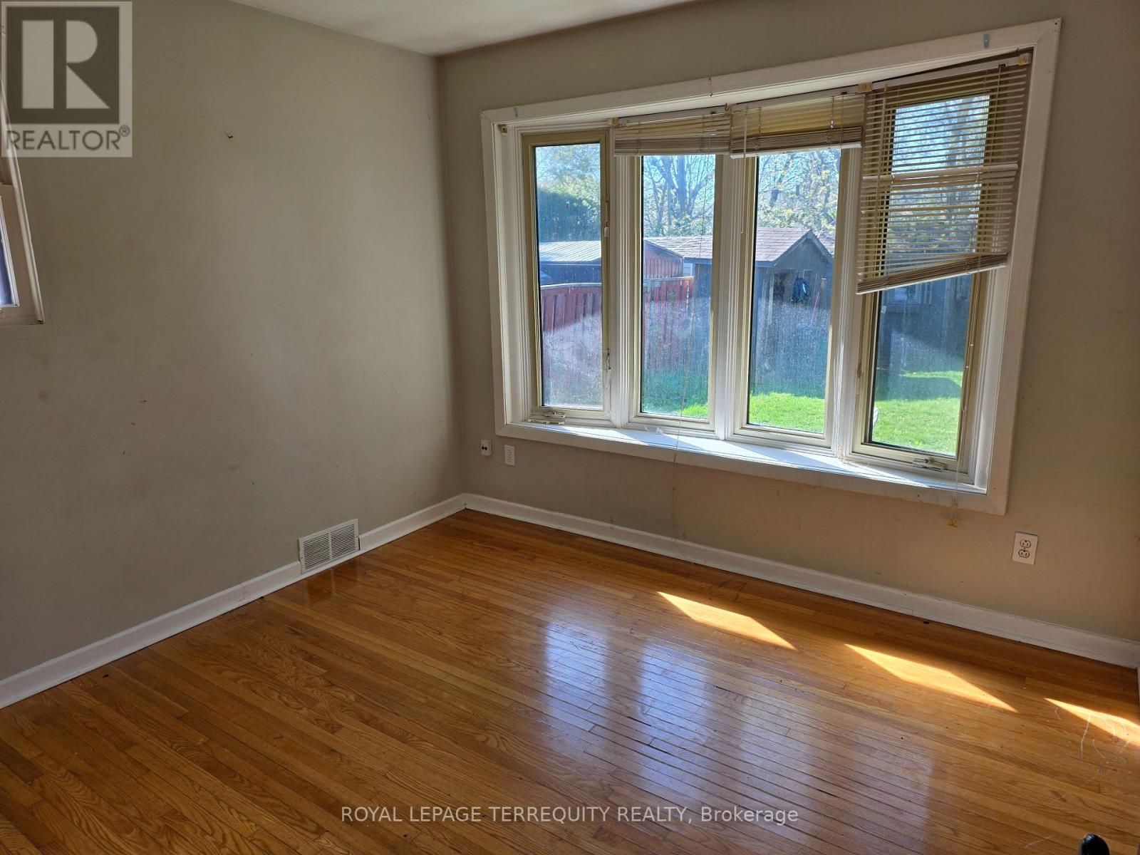 Detached at MAIN - 319 HILLCROFT STREET, Oshawa (O'Neill)