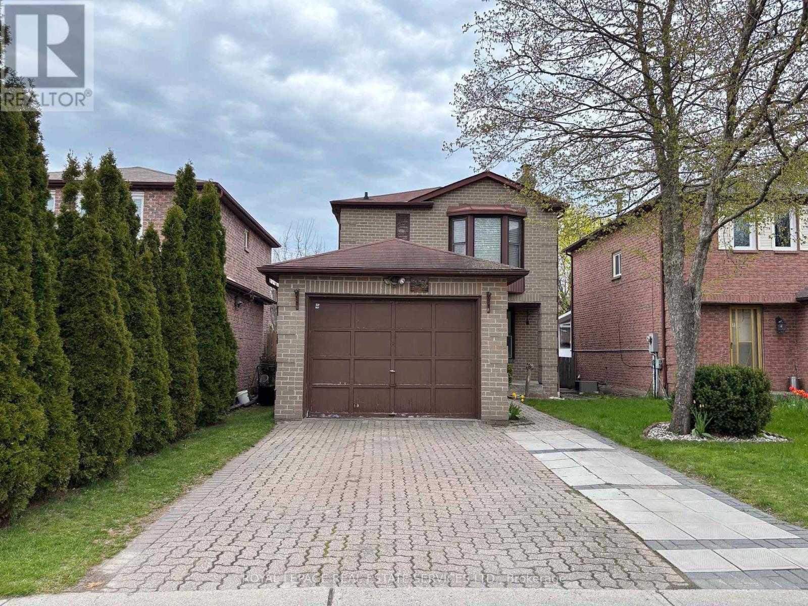 Detached at 23 STOCKBRIDGE CRESCENT, Ajax (Central West)