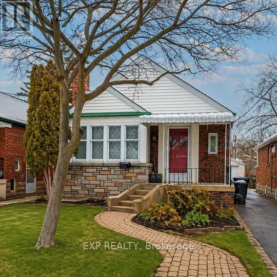 Detached at 2 - 11 FAIRSIDE AVENUE, Toronto (Danforth Village-East York)
