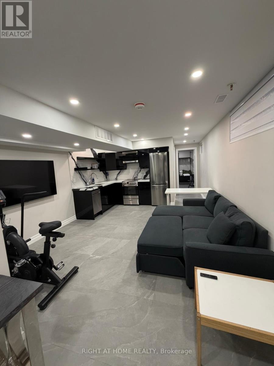 Semi-Detached/Link at LOWER - 18 WROXETER AVENUE, Toronto (North Riverdale)