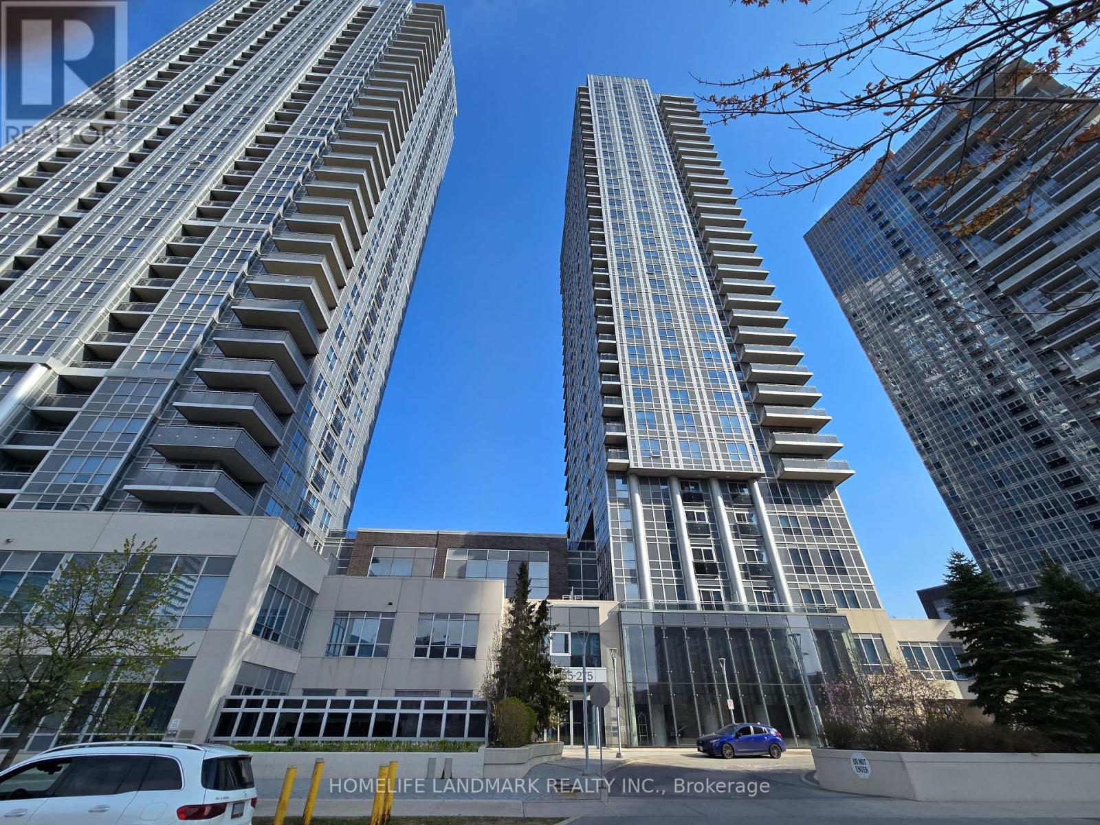 Apartment at 1217 - 275 VILLAGE GREEN SQUARE, Toronto (Agincourt South-Malvern West)