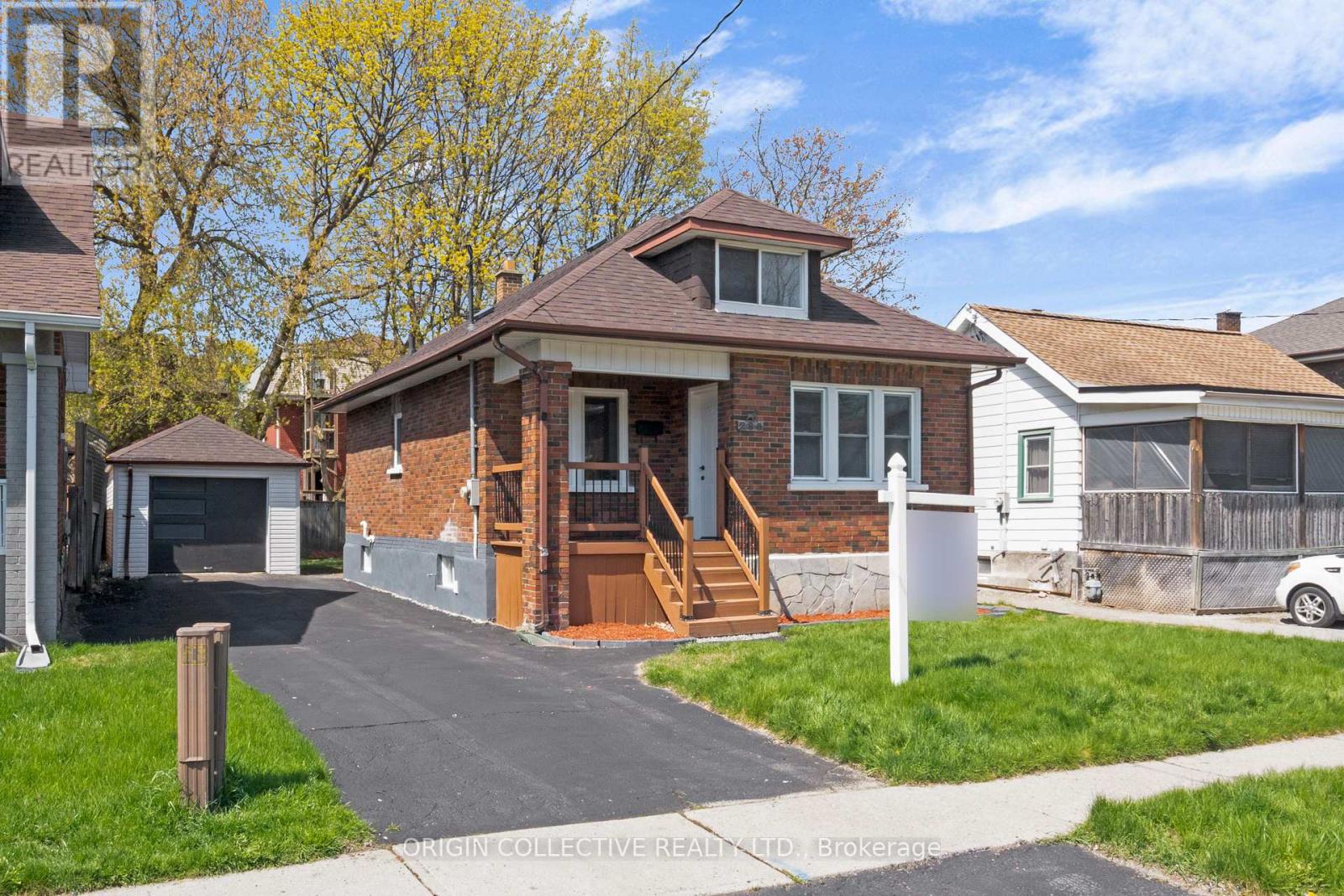 Detached at 280 DIVISION STREET, Oshawa (O'Neill)