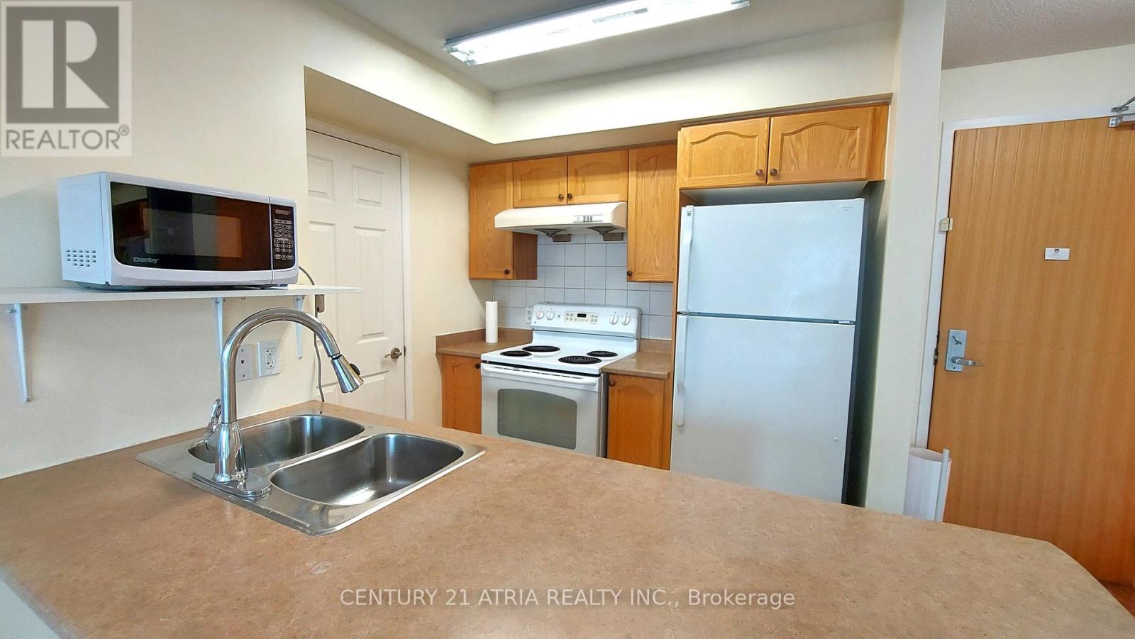 Apartment at 808 - 68 GRANGEWAY AVENUE, Toronto