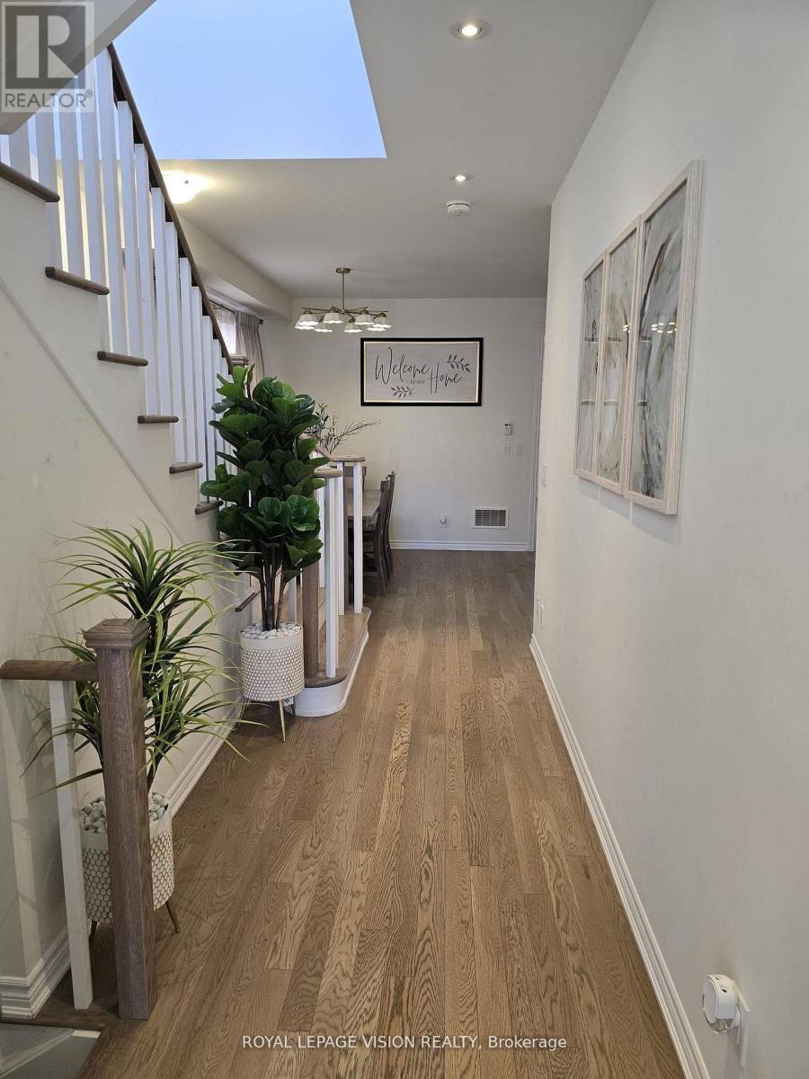 Detached at #MAIN - 33 BREMNER STREET, Whitby