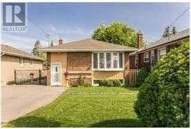 Detached at BSMT - 62 LOMBARDY CRESCENT, Toronto (Kennedy Park)
