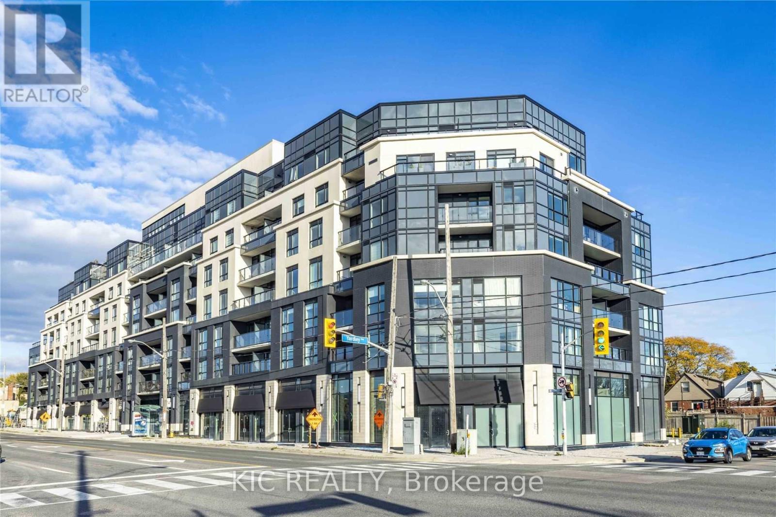 Apartment at 221 - 1401 O'CONNOR DRIVE, Toronto (O'Connor-Parkview)