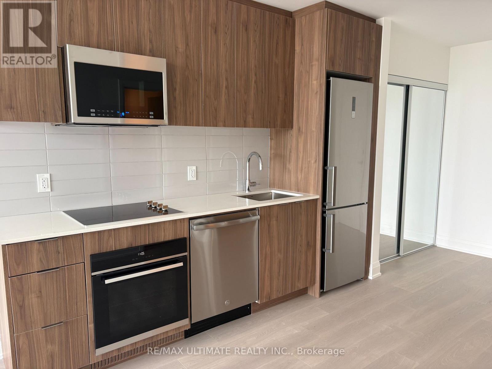 Apartment at 315 - 743 WARDEN AVENUE, Toronto (Clairlea-Birchmount)