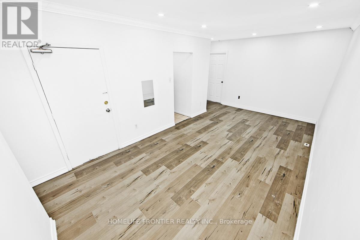 Detached at UPPER - 2953 LAWRENCE AVENUE E, Toronto