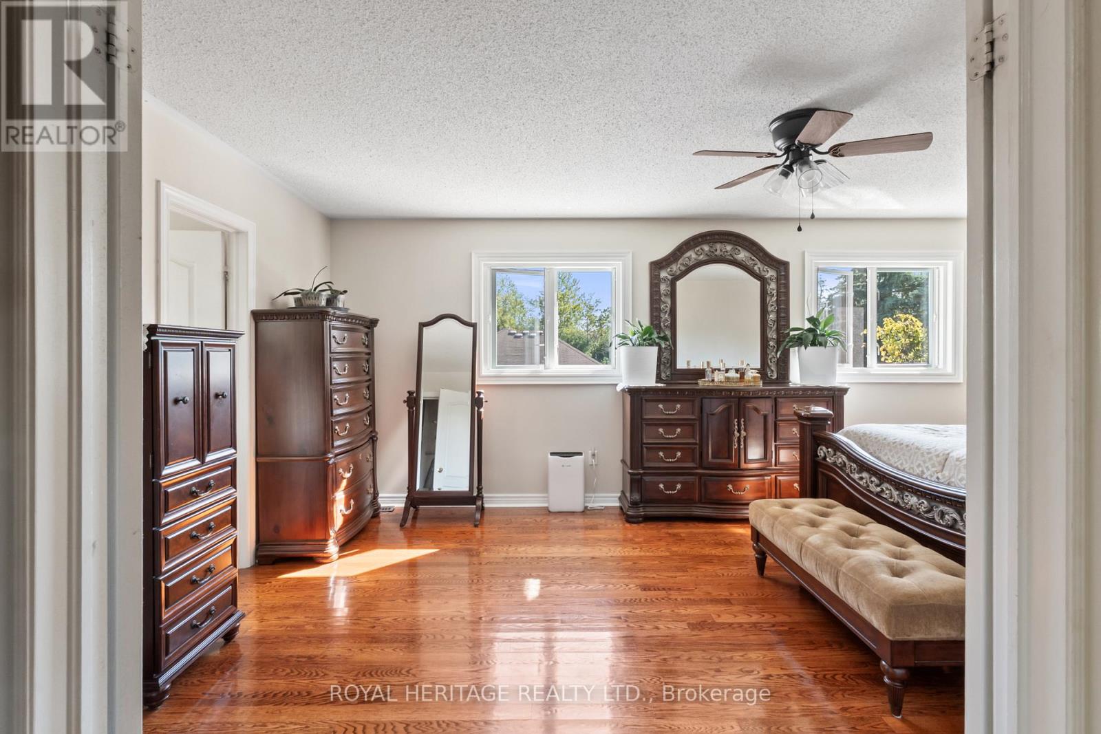 Detached at 1101 GOSSAMER DRIVE, Pickering