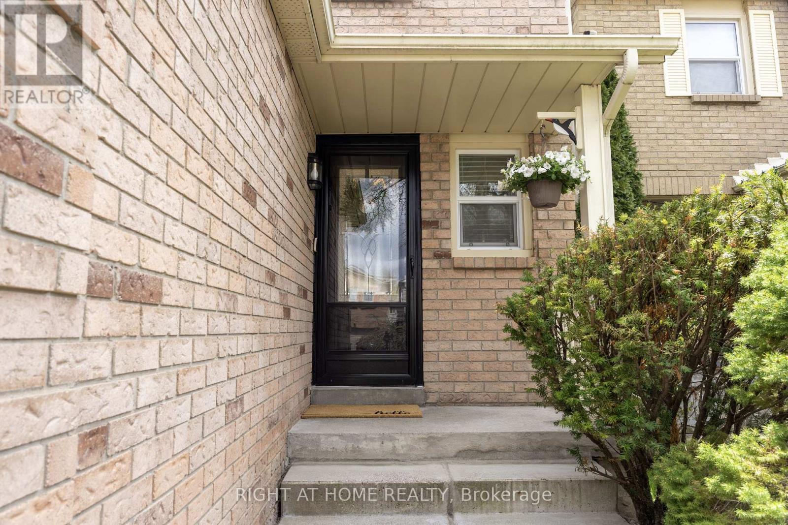 Semi-Detached/Link at 7 DREW COURT, Whitby