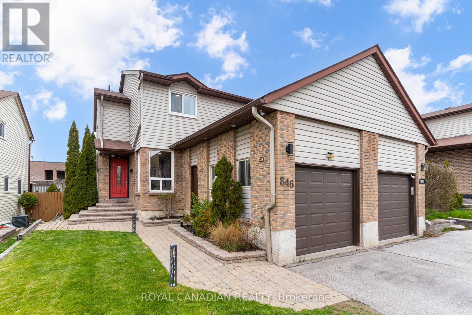 Semi-Detached/Link at 846 MONAGHAN AVENUE, Oshawa (Vanier)