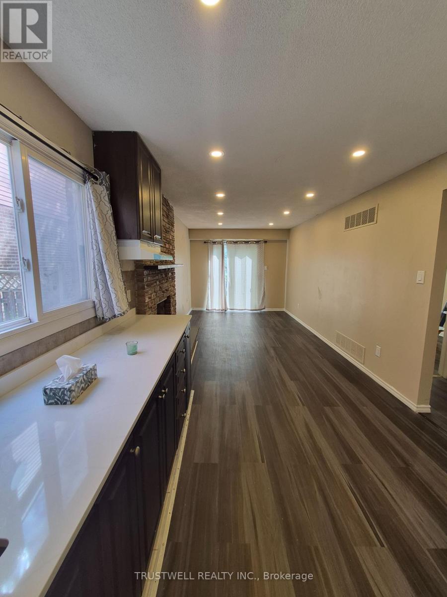 Semi-Detached/Link at GROUND - 3 PLUMBROOK CRESCENT, Toronto