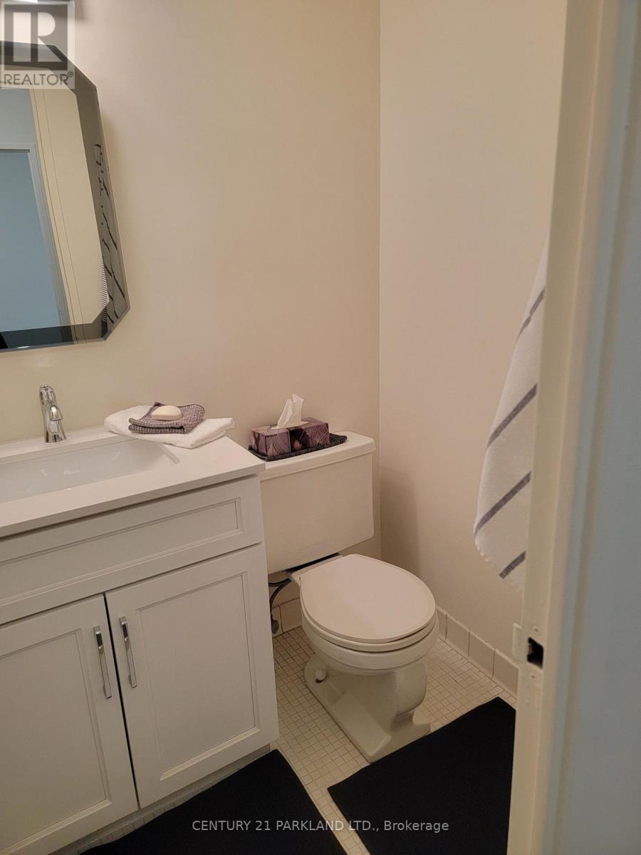 Apartment at #215 - 5 MASSEY SQUARE, Toronto