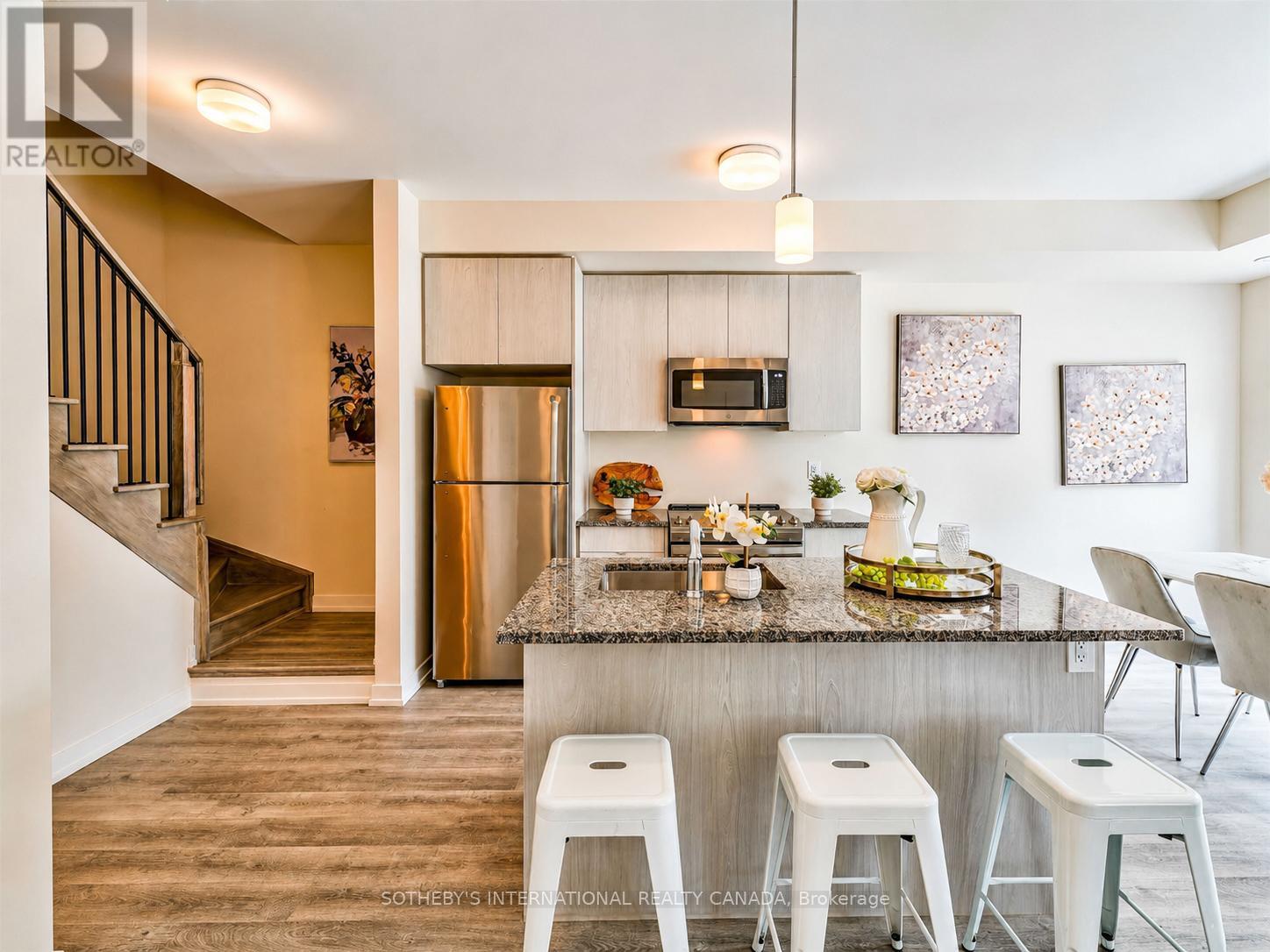 Townhouse at 419 - 2550 CASTLEGATE CROSSING, Pickering (Duffin Heights)