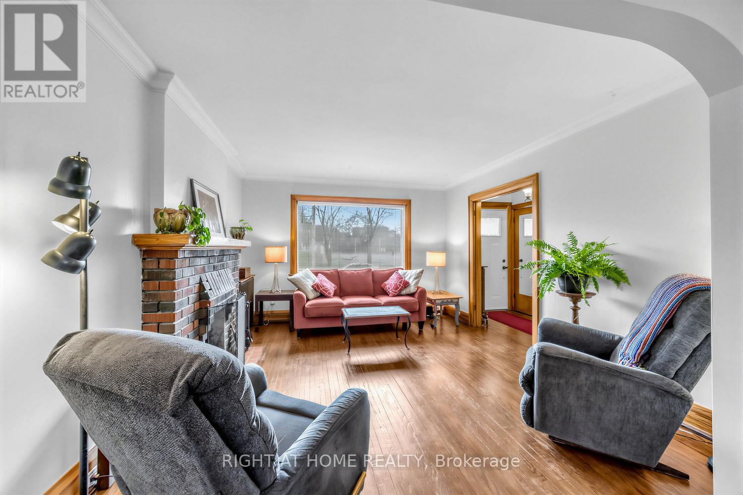 Detached at 26 MARYLAND BOULEVARD, Toronto