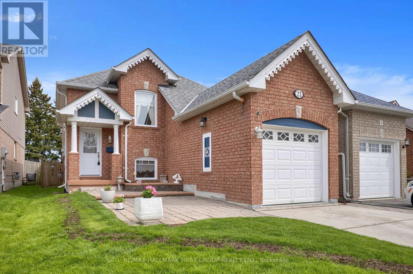 Detached at 21 ABERNETHY CRESCENT, Clarington (Bowmanville)