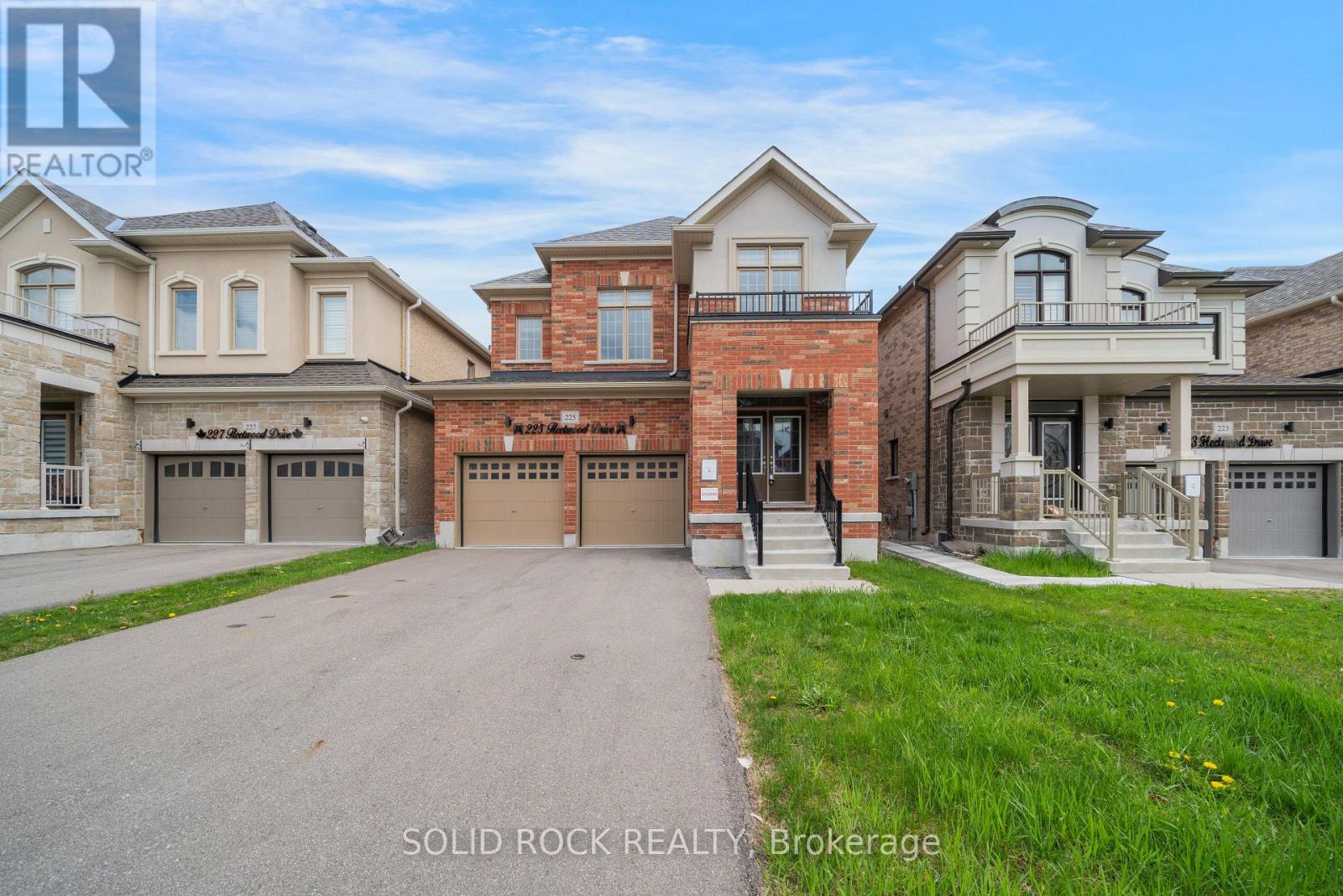 Detached at 225 FLEETWOOD DRIVE, Oshawa (Eastdale)