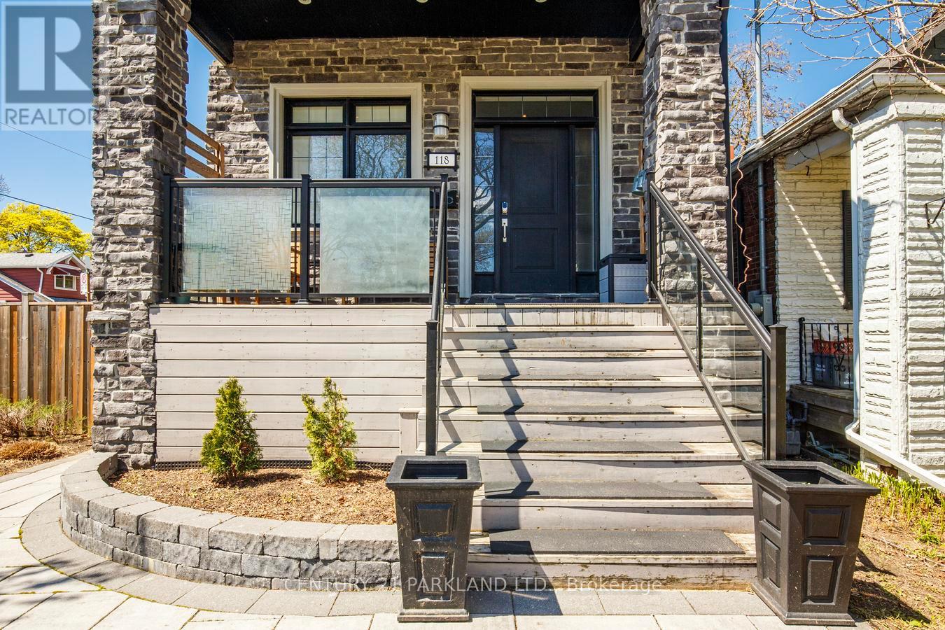 Detached at 118 GLEBEMOUNT AVENUE, Toronto (Danforth Village-East York)