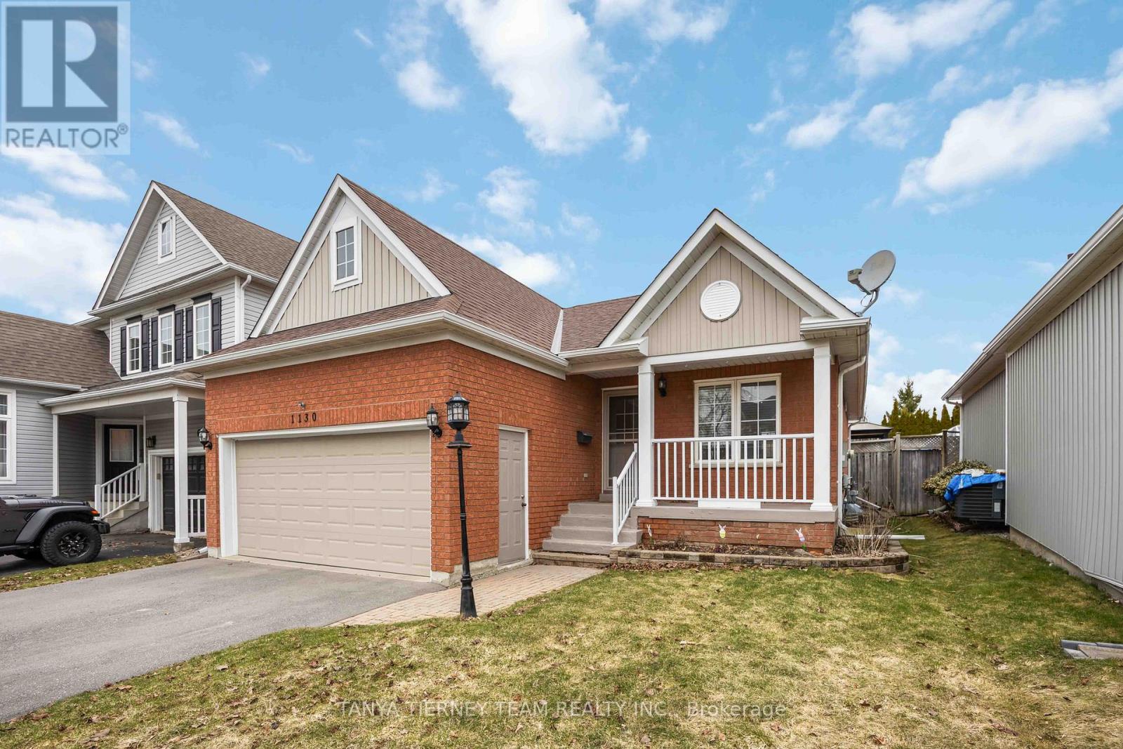 Detached at 1130 OAKHILL AVENUE, Oshawa (Taunton)