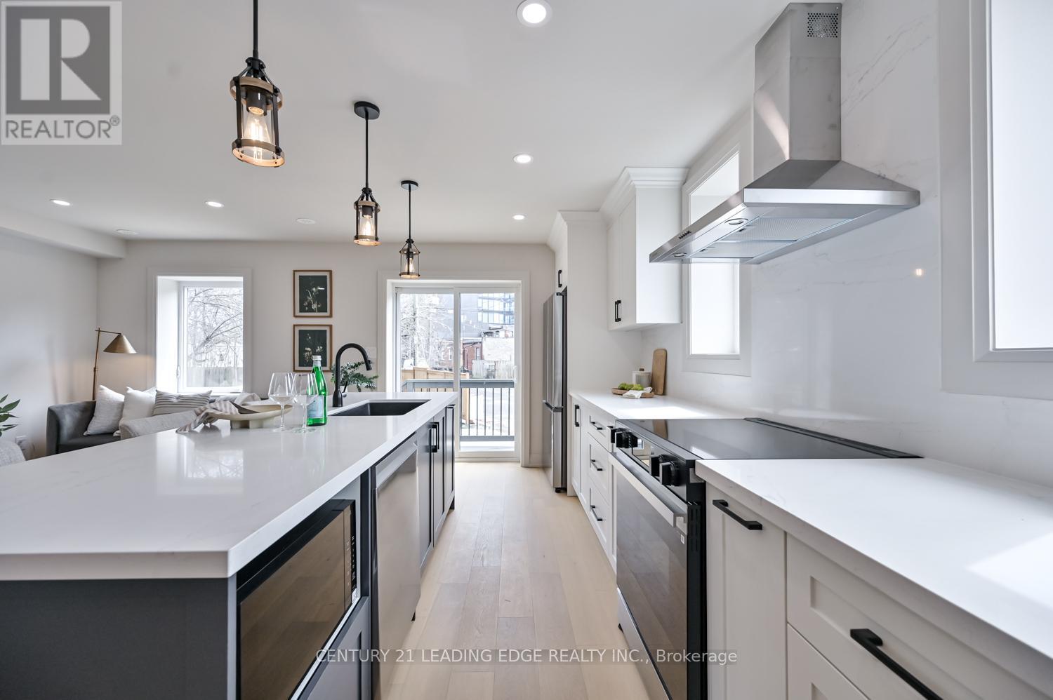 Detached at 227 WARDEN AVENUE, Toronto