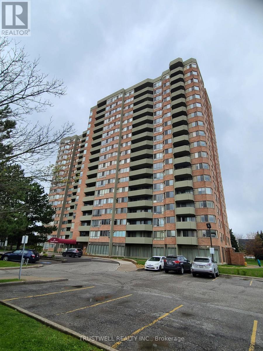 Apartment at 1010 - 30 THUNDER GROVE, Toronto (Agincourt North)