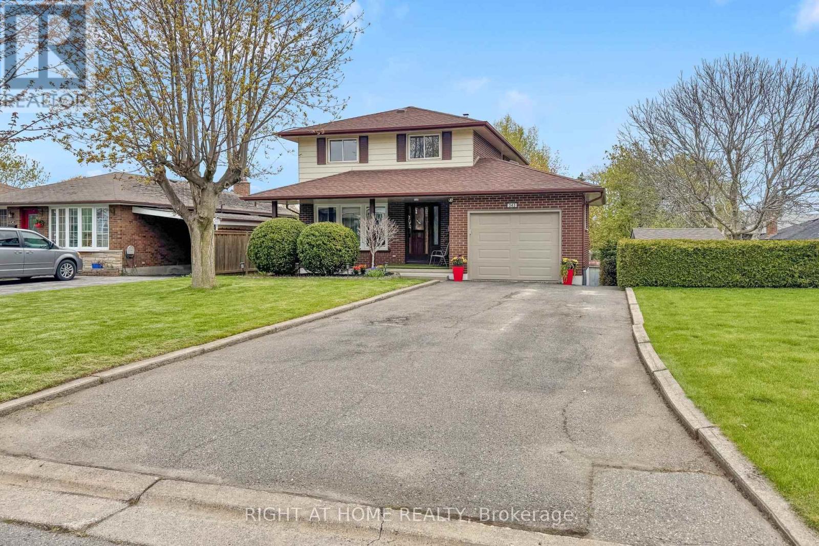 Detached at 343 FAIRLAWN STREET, Oshawa (McLaughlin)