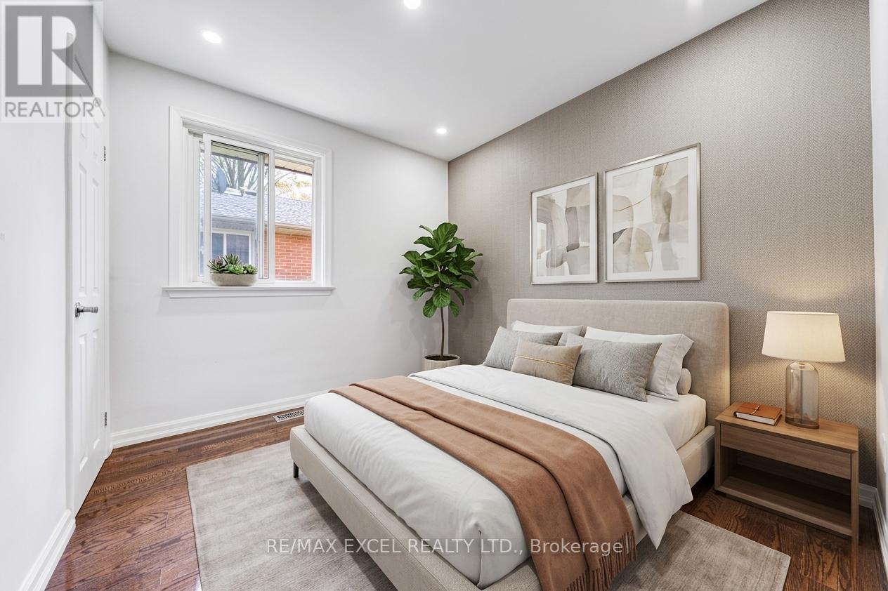 Detached at 51 TORDALE CRESCENT, Toronto