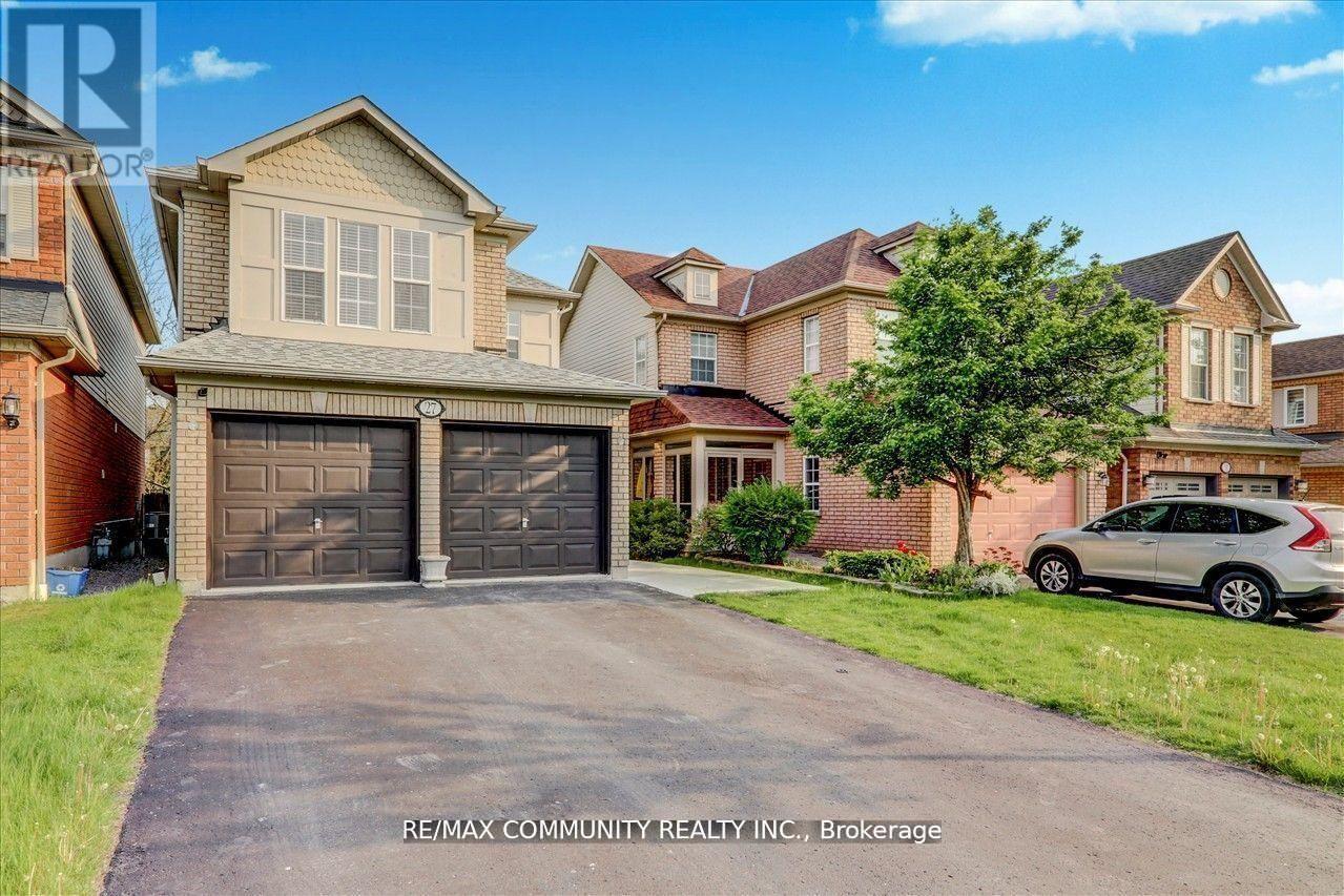 Detached at 27 MERCHANT AVENUE, Whitby (Williamsburg)