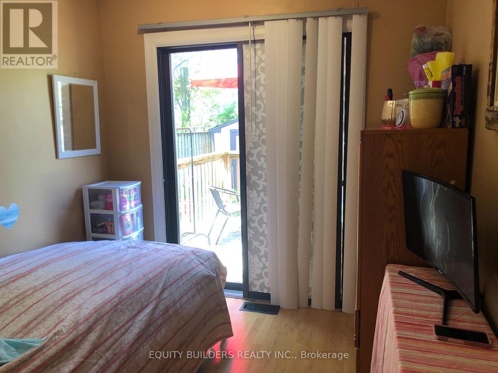 Semi-Detached/Link at 1340 CEDAR ST. WEST STREET W, Oshawa