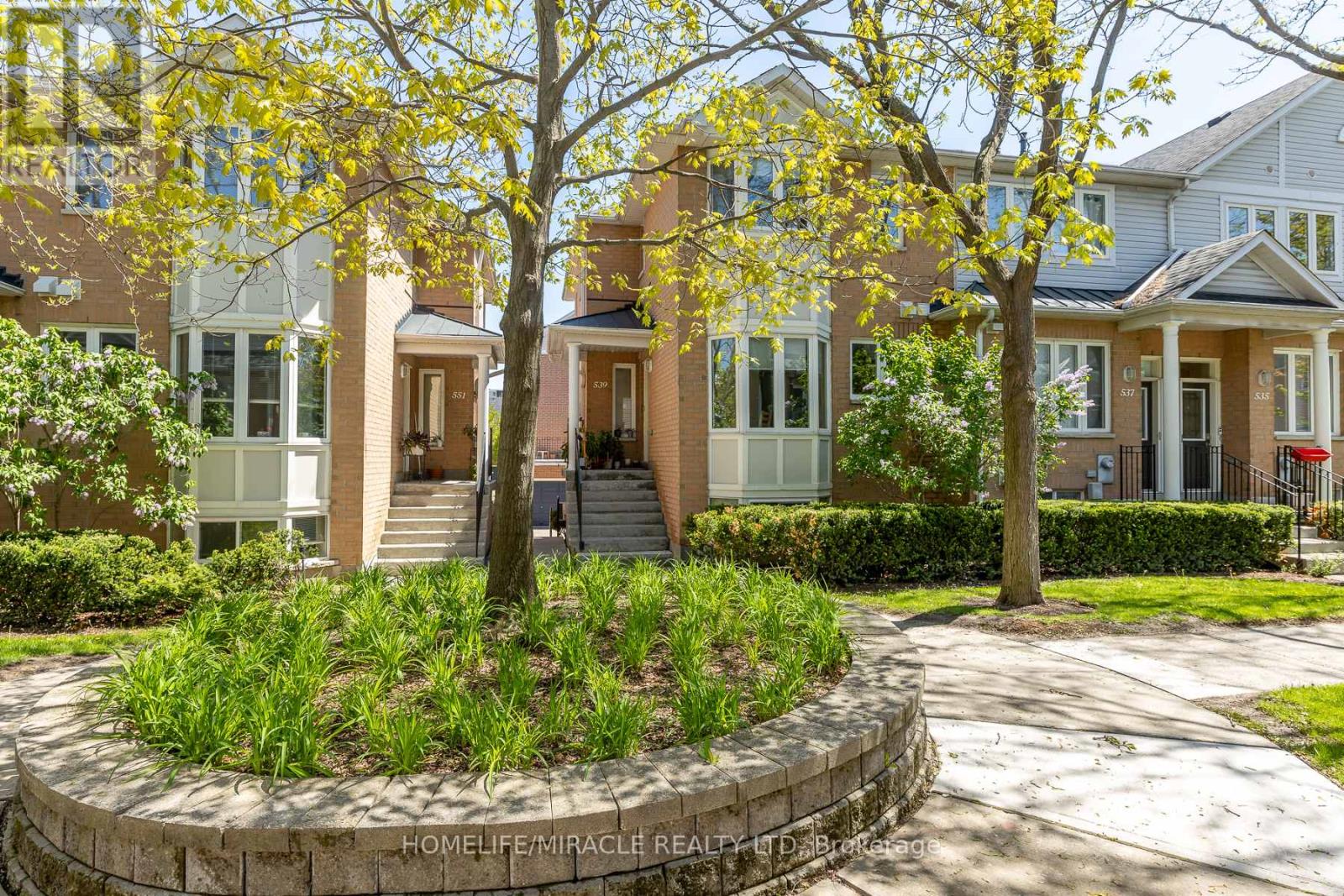Townhouse at 539 - 83 MONDEO DRIVE, Toronto