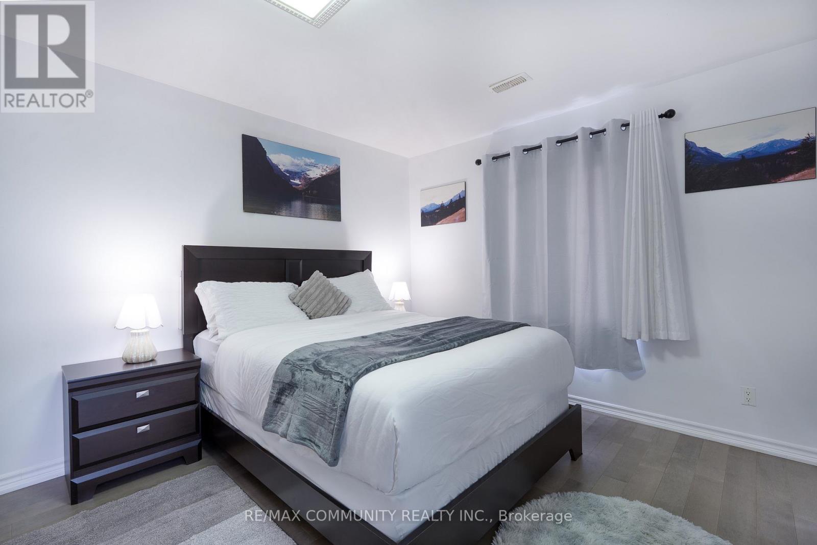 Detached at 33 WINDSOR AVENUE, Ajax