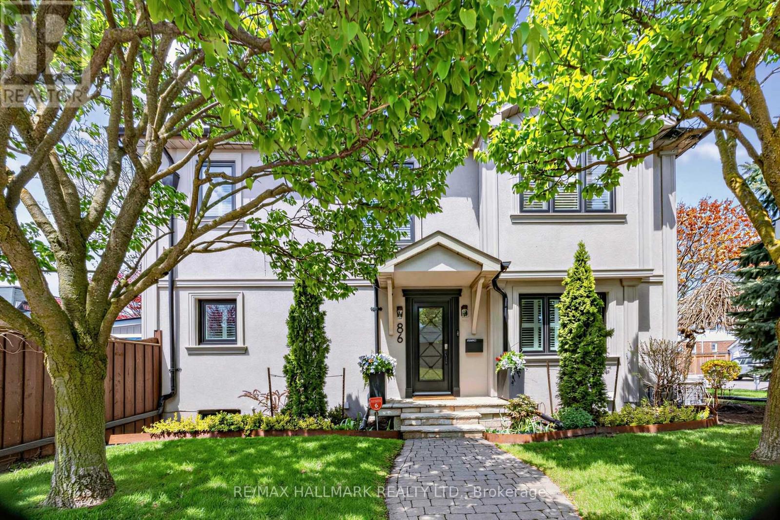 Detached at 86 BINSWOOD AVENUE, Toronto (East York)